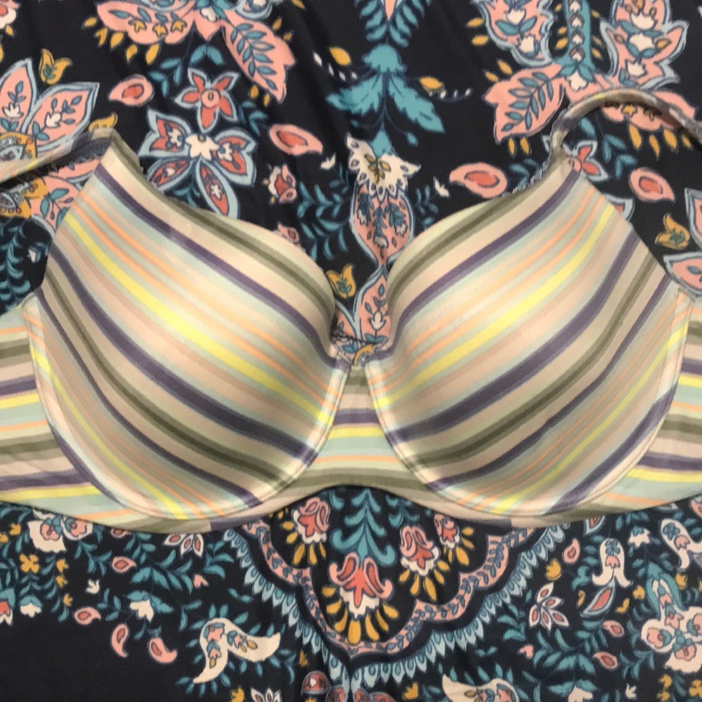 VS body by Victoria NWT